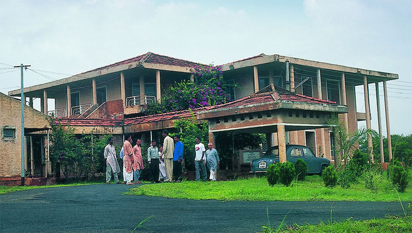Institute of Gandhian Studies